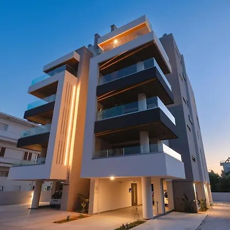 Afrodite-μεζονέτα στην πόλη *