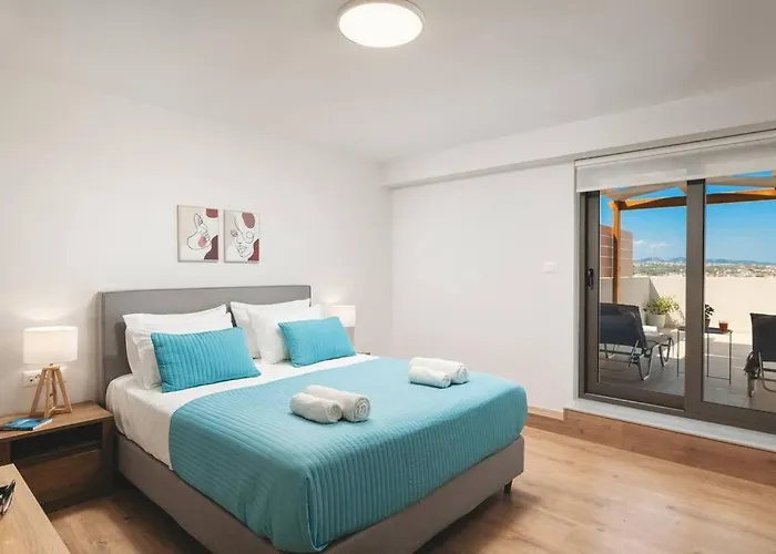 Afrodite-μεζονέτα στην πόλη *