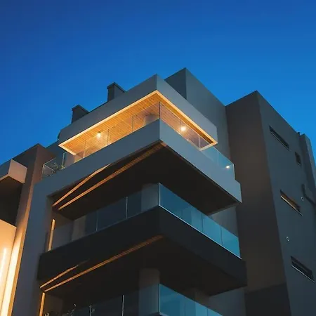 Apartament Afrodite-μεζονέτα στην πόλη *