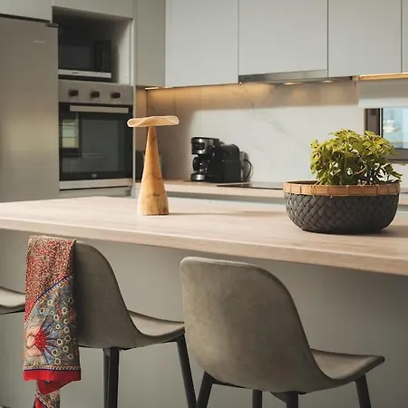 Apartment Afrodite-μεζονέτα στην πόλη *